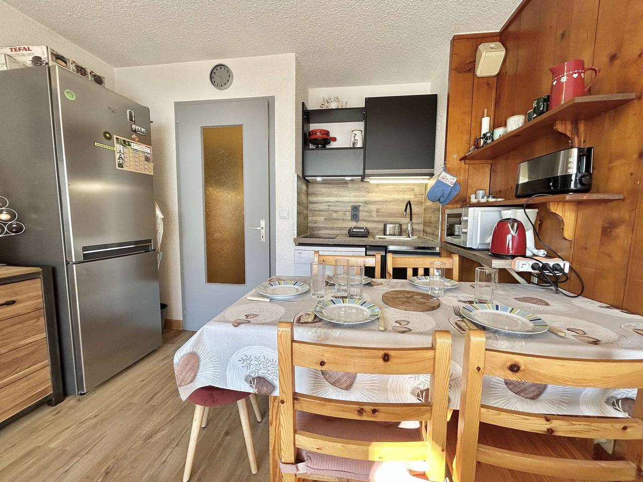 Appartement entier, Appartement 2 pièces avec coin montagne à Praz-Sur-Arly - 6 personnes in Praz-sur-Arly, Pays du Mont-Blanc