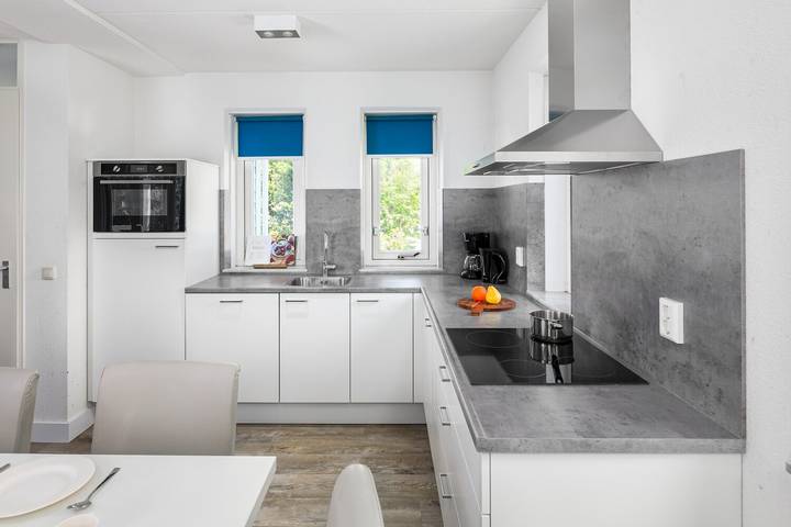 Ferienhaus für 10 Personen, mit Balkon und Sauna sowie Garten in Hellevoetsluis - 3