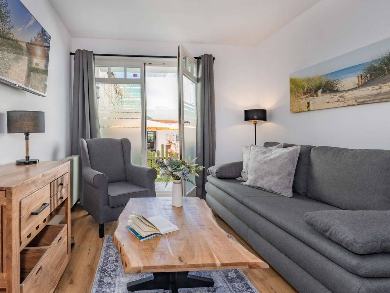 Ganze Ferienwohnung, Regina Maris Ostseestern - Gemütliche Ferienwohnung mit Terrasse und Meerblick – nur 150 m zum Strand in Bansin, Heringsdorf