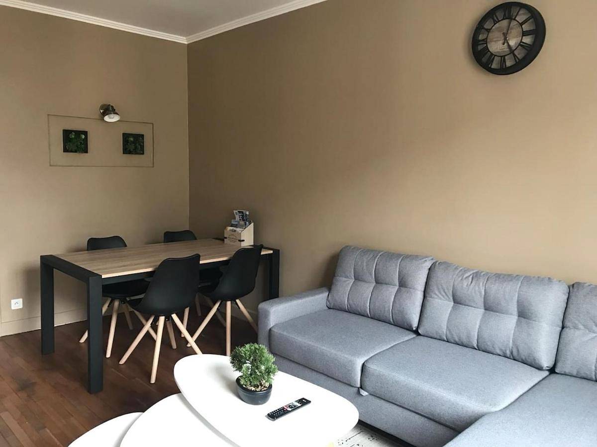 Appartement entier, One-Bedroom Apartment in Compiègne, Oise