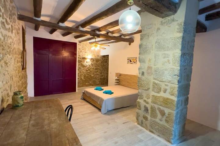 Gîte pour 6 personnes, avec jardin et terrasse à Arnes - 2