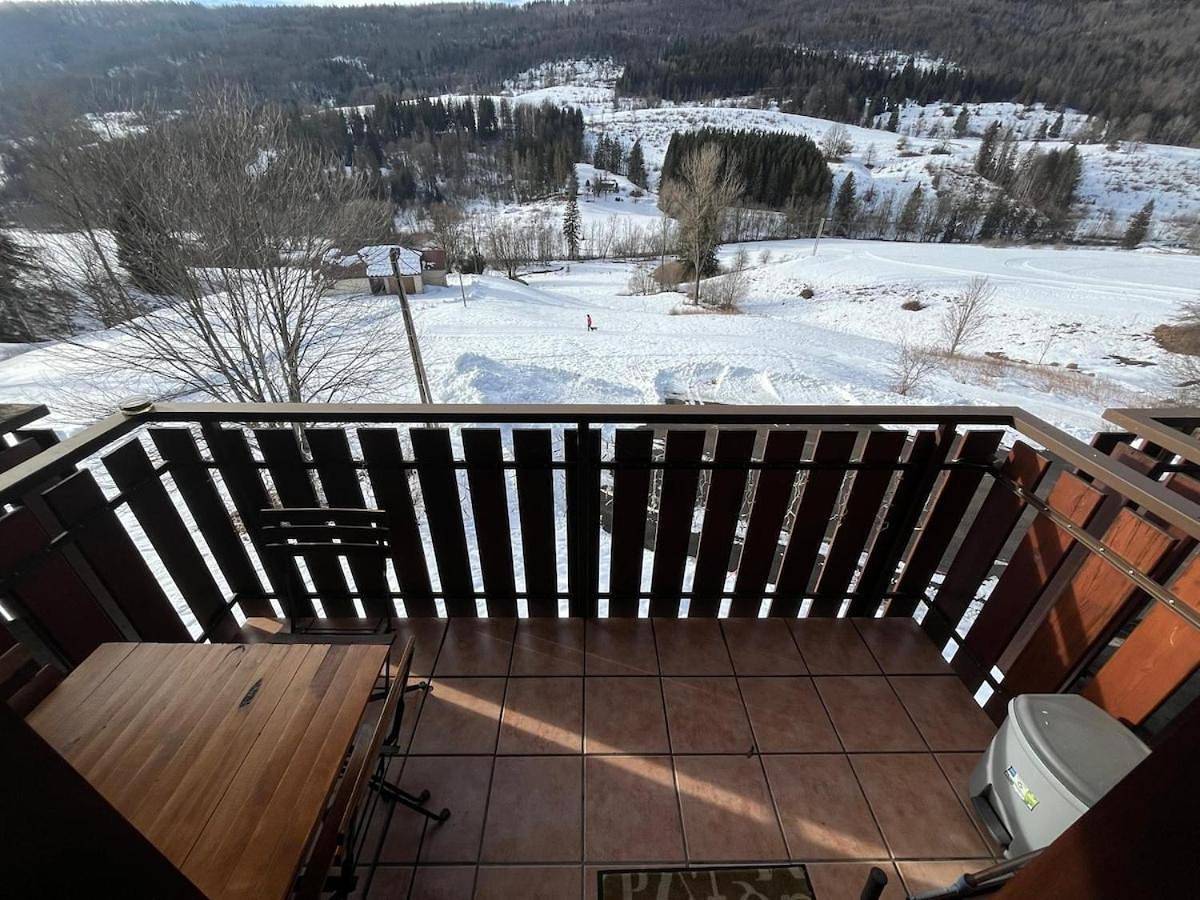 Appartement entier, Appartement dans le Jura 4 personnes in Mijoux, Parc naturel régional du Haut-Jura