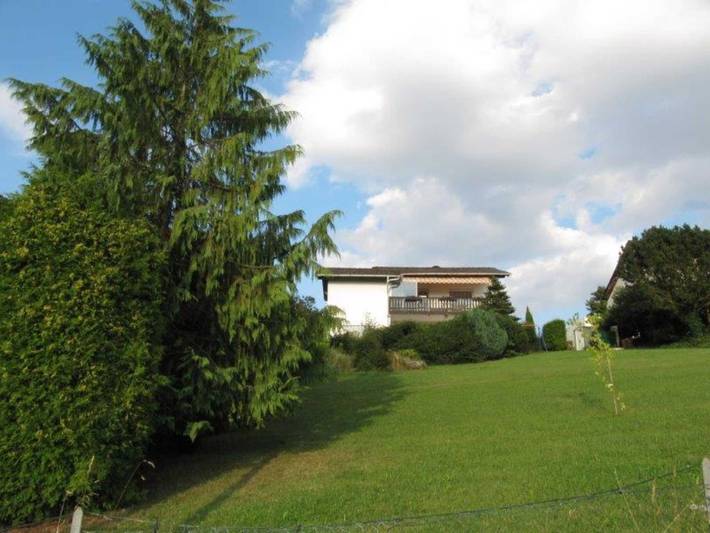 Ferienwohnung für 7 Personen, mit Balkon und Terrasse sowie Garten und Seeblick in Waldeck - 2