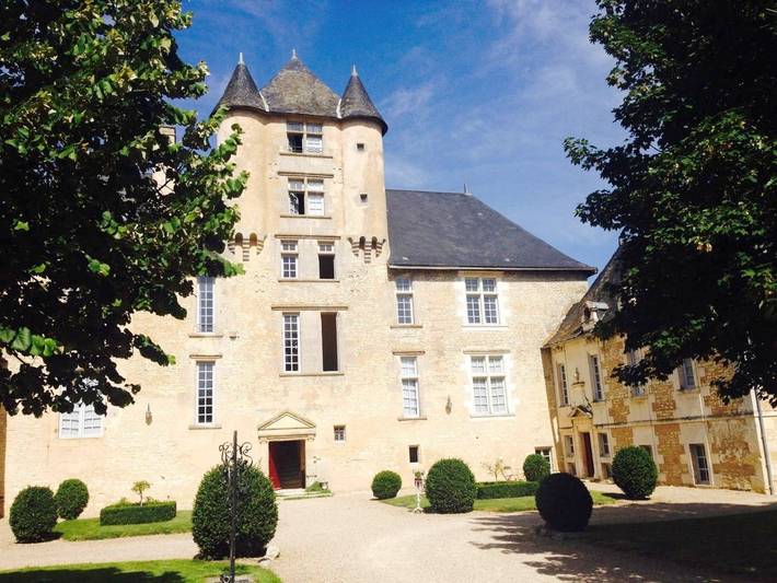 Location de vacances pour 2 personnes, avec vue ainsi que jardin et piscine à Avanton - 4