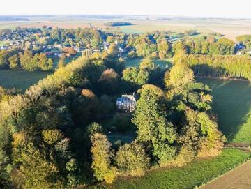 Gîte pour 14 personnes, avec terrasse et jardin à La Chapelle-sur-Dun