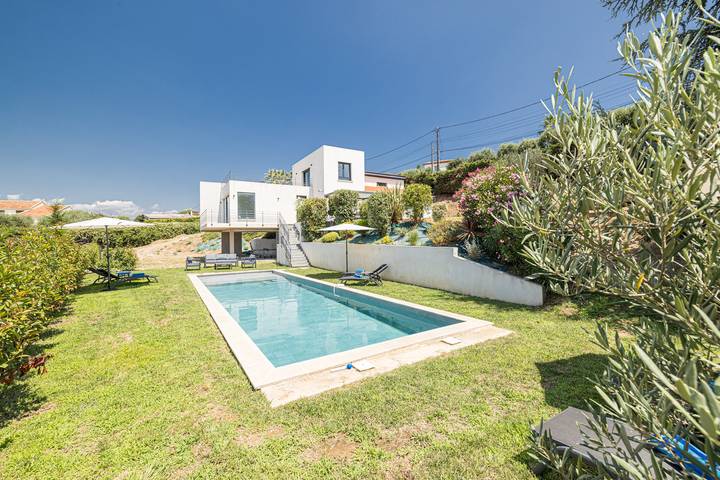 Ferienhaus für 10 Personen, mit Terrasse und Garten in Nizza