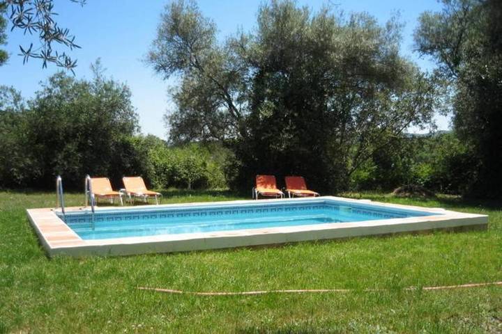 Casa rural para 14 personas, con vistas además de piscina y jardín, Se admiten mascotas en Galaroza - 2