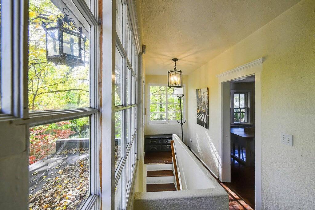 Ganze Wohnung, Princeton Condo in der obersten Etage mit eigenem Balkon in Princeton Township, Mercer County