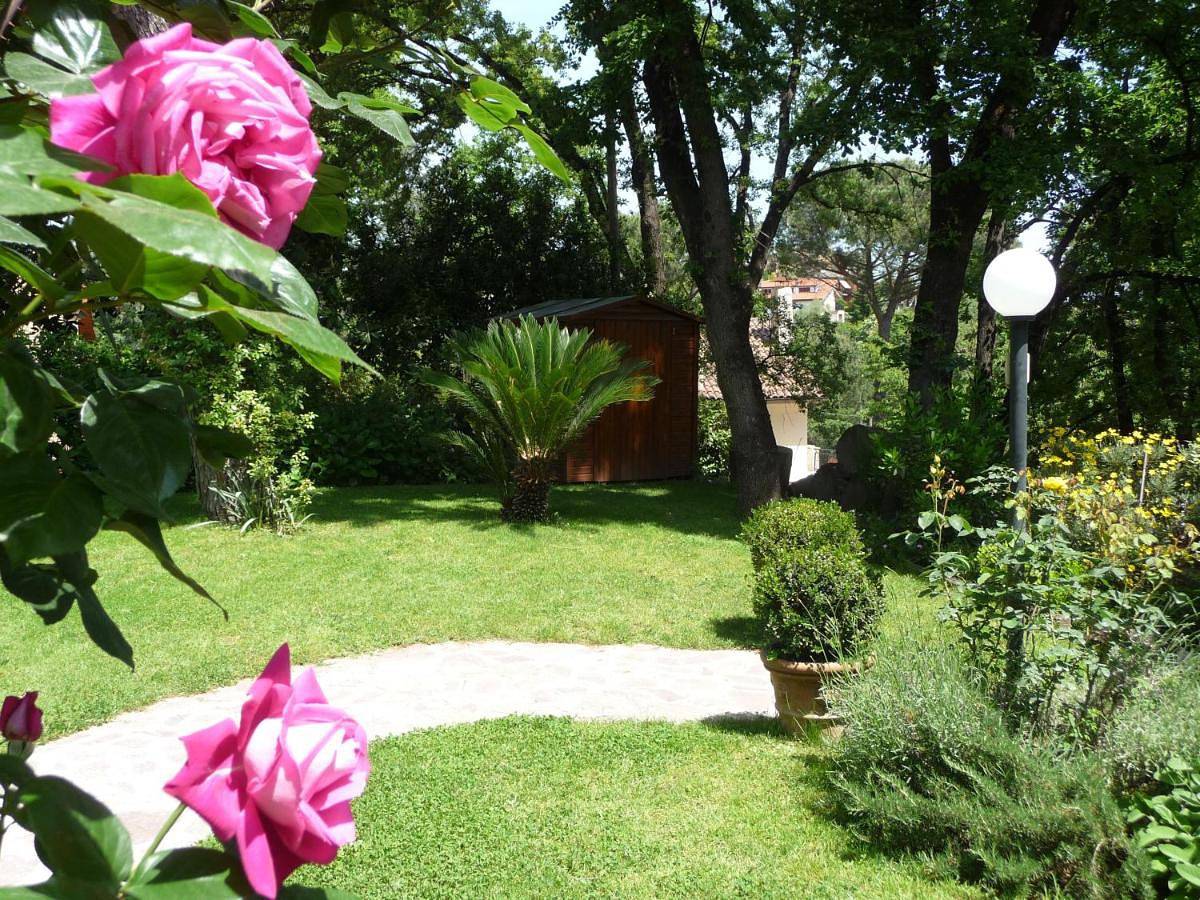 Three-Bedroom Villa in Sacrofano, Provincia di Roma