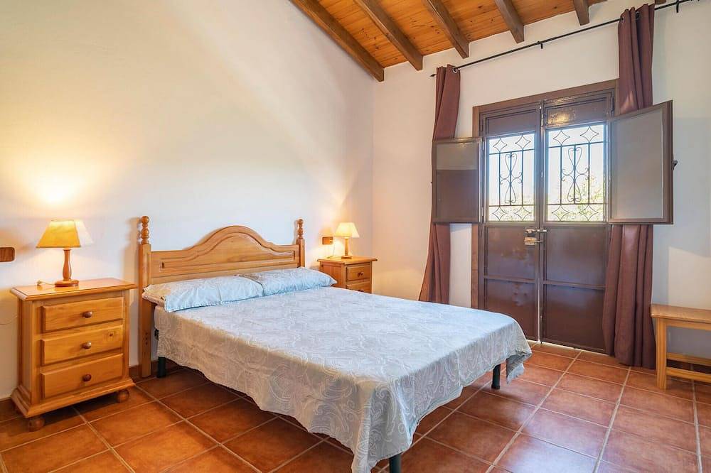 Stunning home in Almachar in Almáchar, Provincia de Málaga