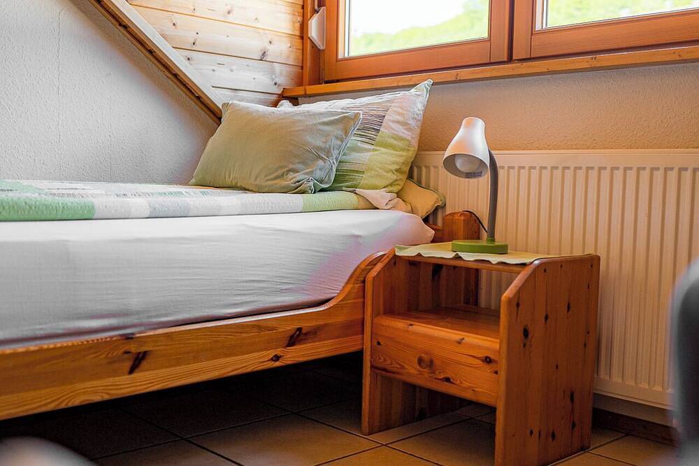 Ganze Wohnung, Landhof Rothenberg Fewo 1 mit 3 Schlafzimmern, Wohnzimmer, Küche, Bad u. Wc in Oberzent, Odenwaldkreis