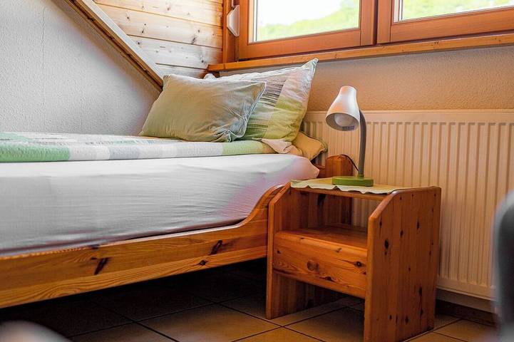 Ferienwohnung für 6 Personen, mit Pool und Garten in Oberzent - 2