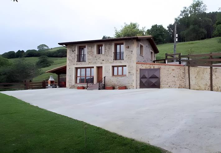 Holiday rental for 8 people, with Hot tub and Garden