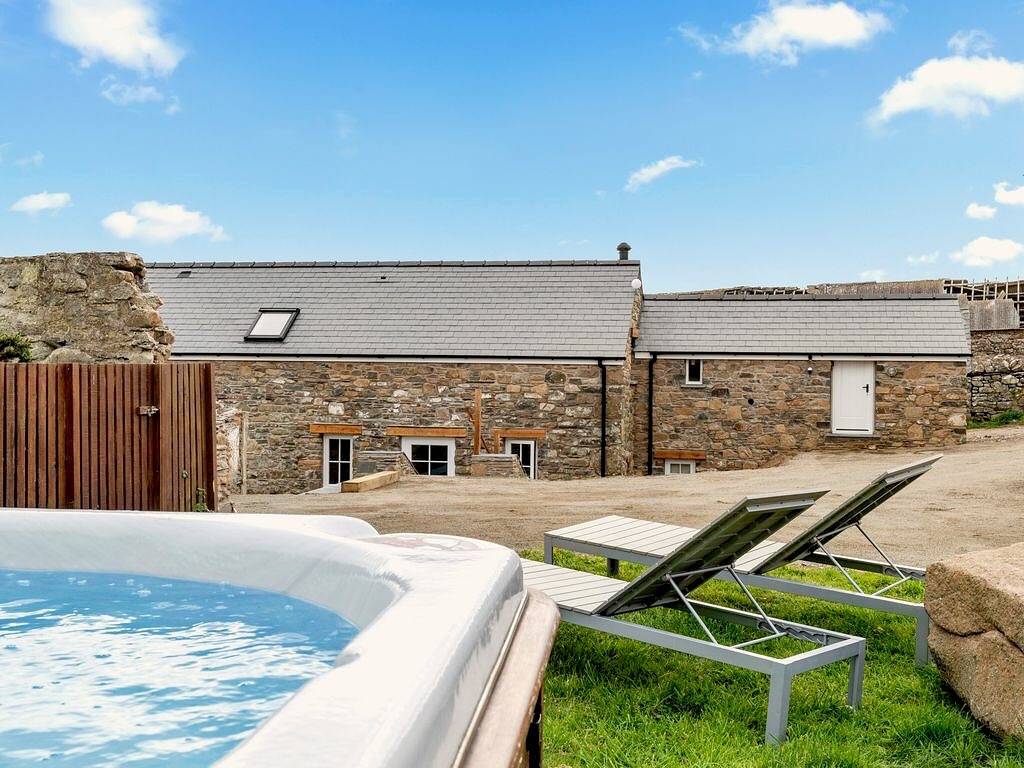 Awel y Môr - 3 Bedroom Cottage - Whitesands in Pembrokeshire