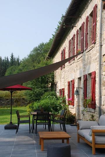 Chambre d’hôte pour 2 personnes, avec vue et vue sur le lac ainsi que terrasse et jardin à Saint-Moreil