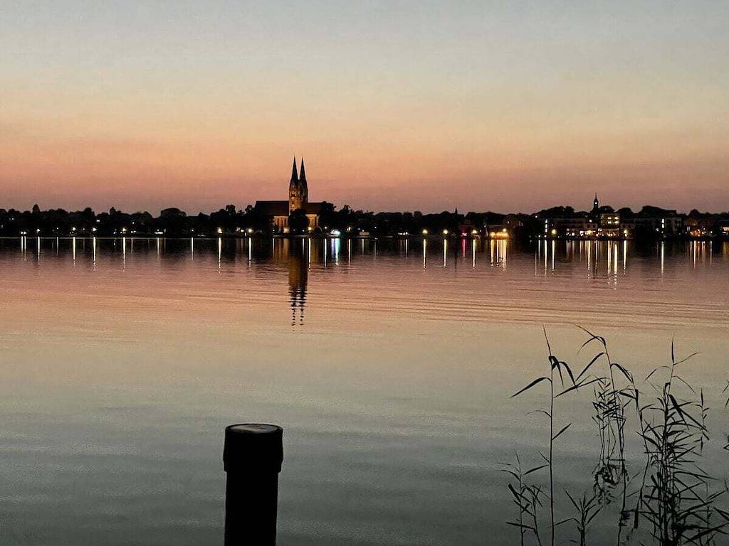 Ferienwohnung mit 2 Schlafzimmer in Neuruppin, Ruppiner Seenland
