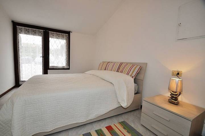 Villa für 6 Personen, mit Garten und Terrasse am Gardasee - 4