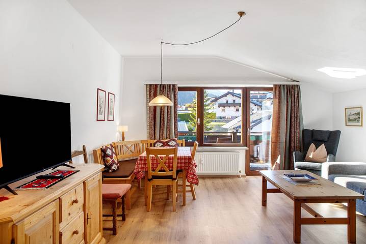 Ferienwohnung für 6 Personen, mit Balkon und Sauna in Seefeld in Tirol - 2