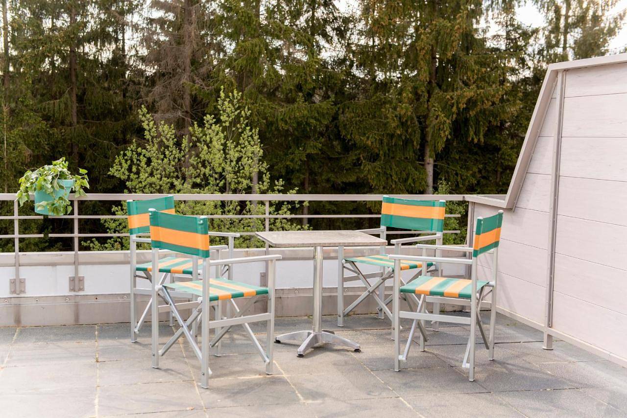 Ganze Wohnung, Himmelsterrassen mit Schwimmbad, W Lan und Sauna in Hohegeiß, Harzvorland