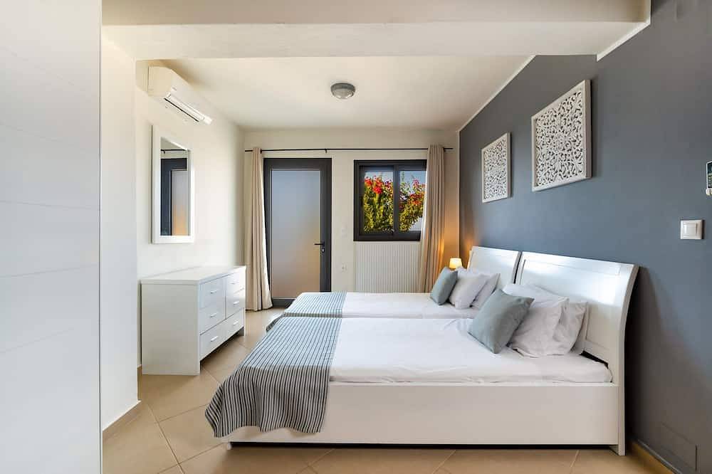 Luxus-Villa Lofos mit privatem Pool, herrlichem Meerblick, Sisi, Kreta in Milatos, Lasithi
