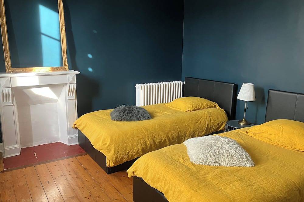 Morlaix, town house with garden and jacuzzi, ideal for family vacations in Morlaix, Región de Morlaix