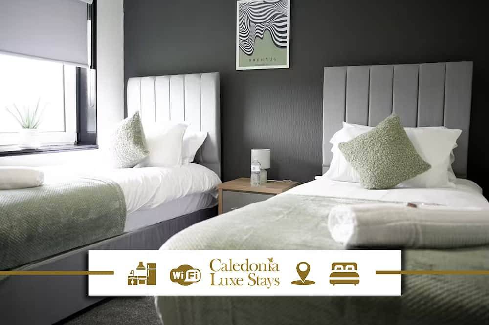 4Br House By Caledonia Luxe Stays Livingston in Livingston, West Lothian