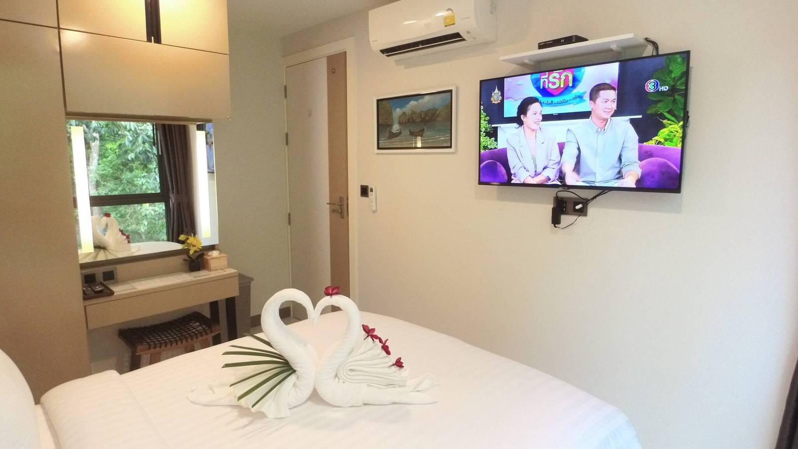 Entire apartment, Ao504 - 1 Bedroom Serviced Apartment Top Floor Forest View at Ao Nang Beach in Ao Nang, Krabi Province