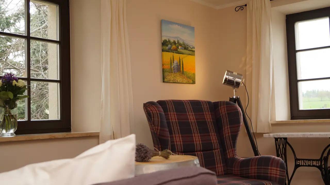 Ganze Ferienwohnung, Ferienwohnung für 2 Personen (60 m²) in Freital in Freital, Osterzgebirge