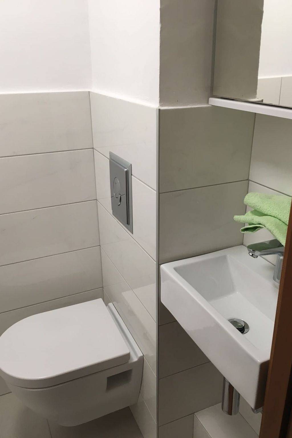 Ganze Wohnung, Appartement mit Blick auf das Wasser in Červar-Porat, Cervar