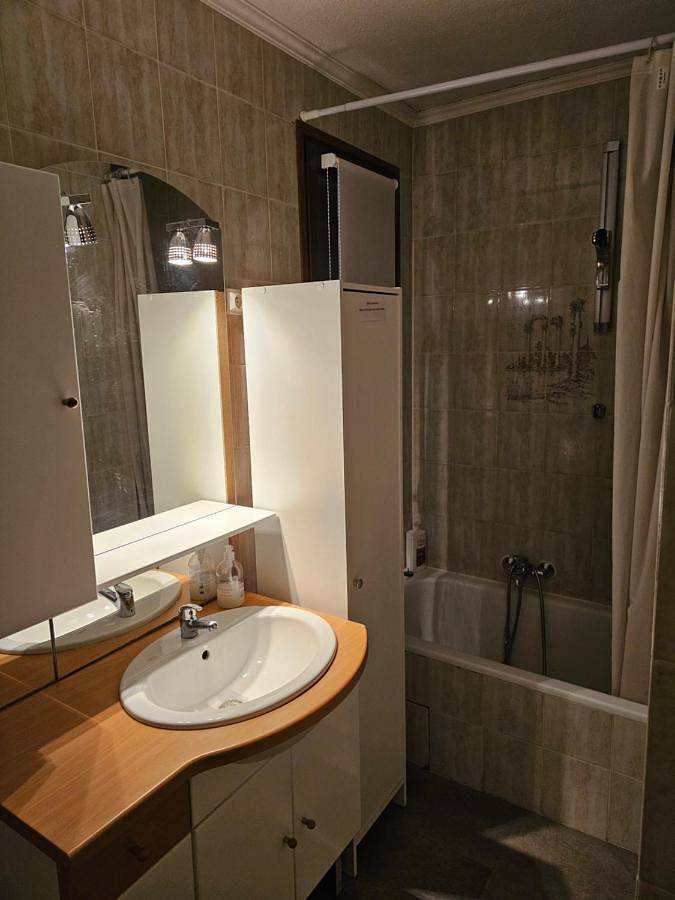 Chalet pour 4 personnes, avec vue et terrasse, animaux acceptés dans Auron - 2