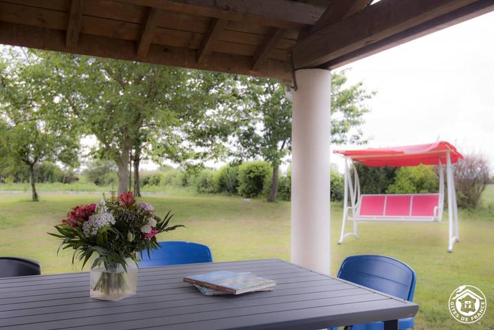 Gîte pour 6 personnes, avec terrasse et jardin