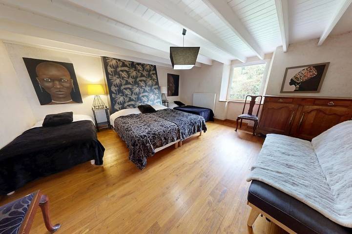 Gîte pour 28 personnes, avec Balcon et Jardin à Hambye - 3
