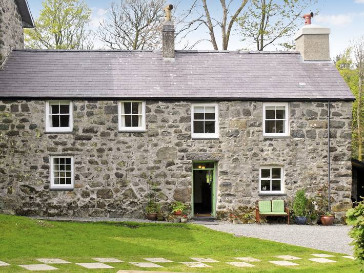 Bwthyn yr Ardd-Qc1198 in Criccieth, Gwynedd