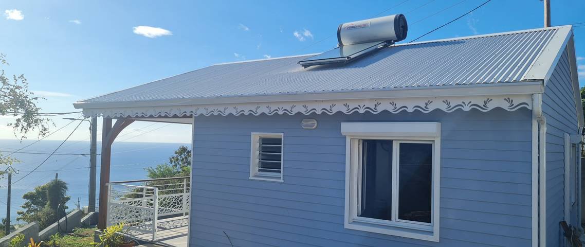 Gîte pour 4 personnes, avec jardin ainsi que piscine et balcon à Bouillante - 2