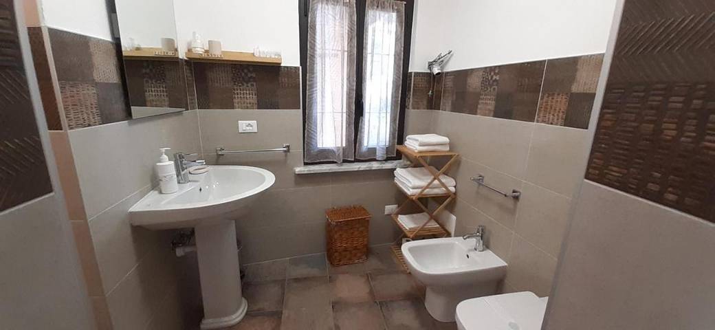 Maison d’hôte pour 3 personnes, avec jardin à La Morra - 4