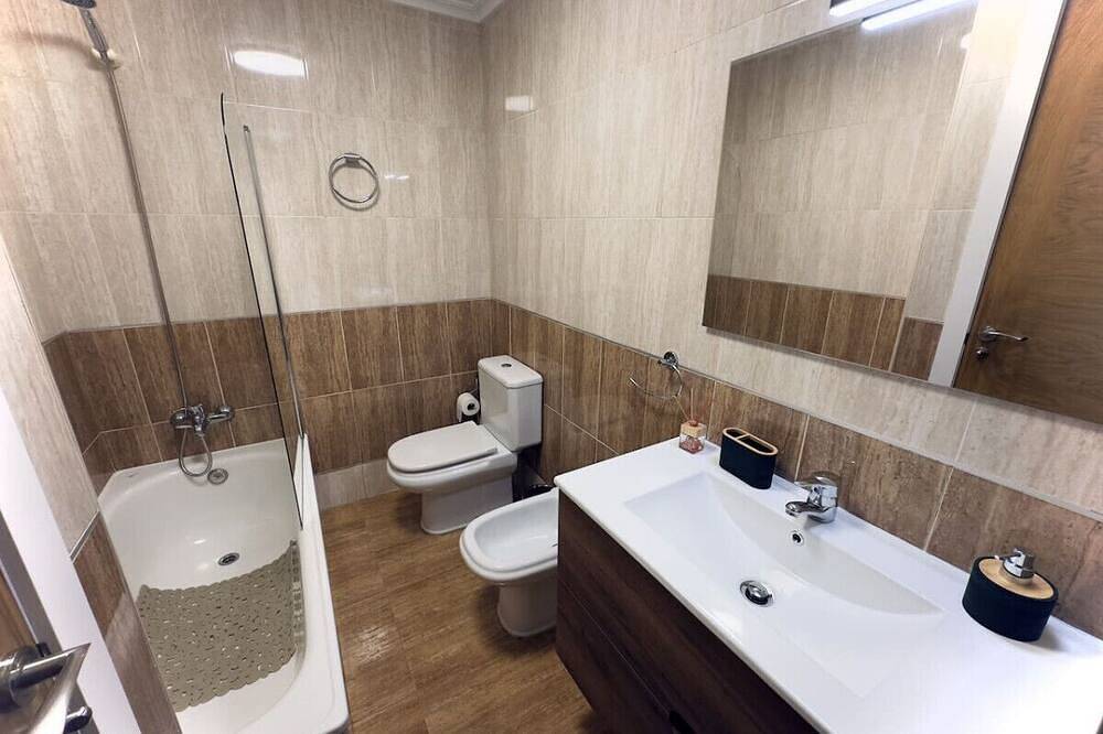 Entire apartment, Bajo cerca de Berria - Villa Mercedes 17001 in Santoña, Cantabrian Coast