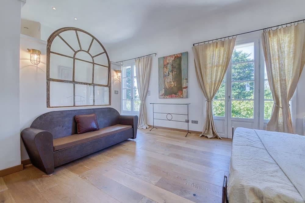 Landhaus in der Provence, „Maison Mas“, absolut private Unterkunft in 84800 L'Isle-sur-la-Sorgue in L'Isle-sur-la-Sorgue, Vaucluse