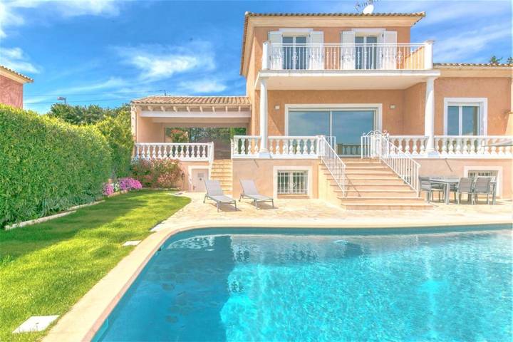 Villa pour 9 personnes, avec piscine ainsi que jardin et vue à Biot - 2