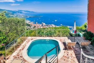 Cottage pour 4 personnes, avec balcon, animaux acceptés à La Turbie
