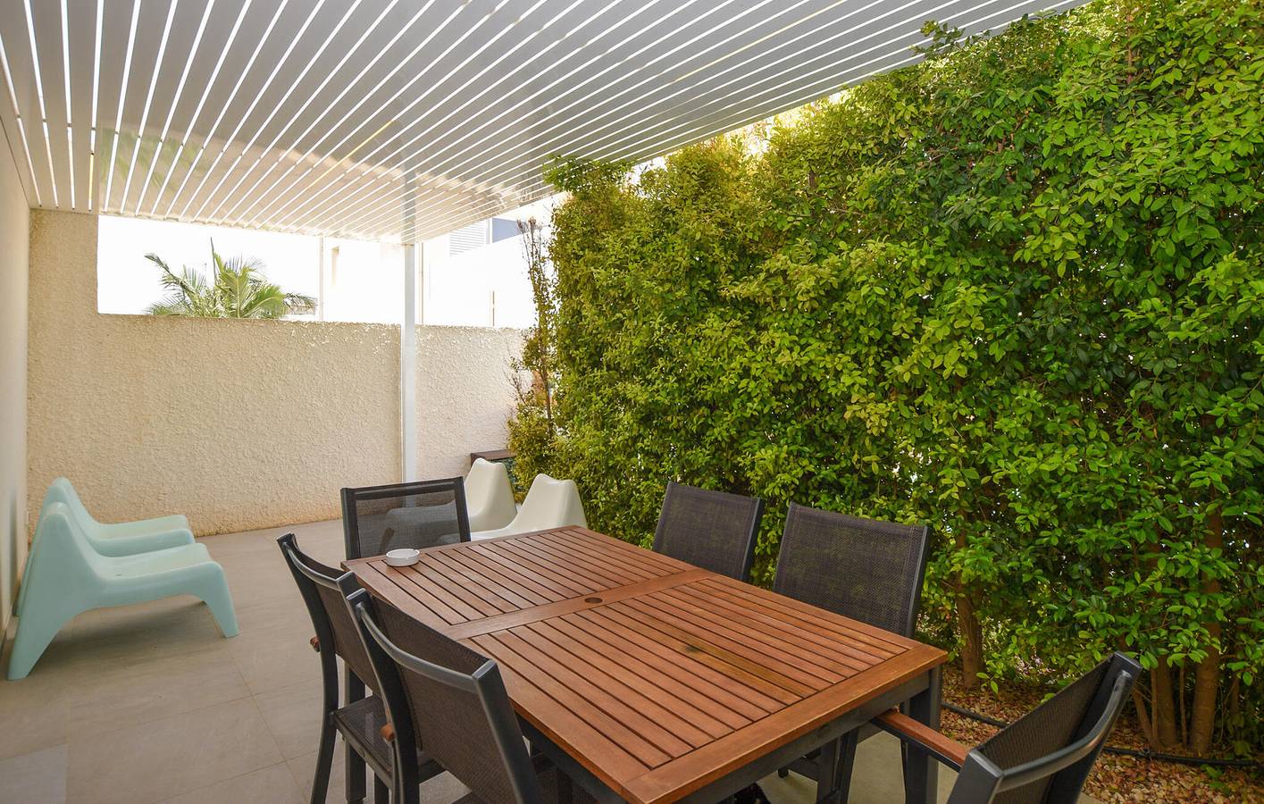 Havre en bord de mer avec piscine et terrasse, à 800 m de la plage de Marina di Ragusa in Ragusa, Province de Ragusa