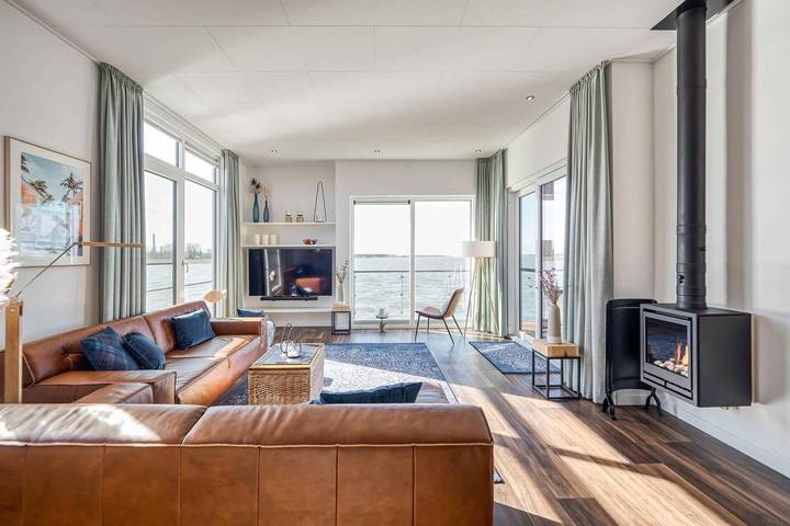 Ferienhaus für 6 Personen, mit Ausblick und Seeblick sowie Terrasse in Ribnitz-Damgarten