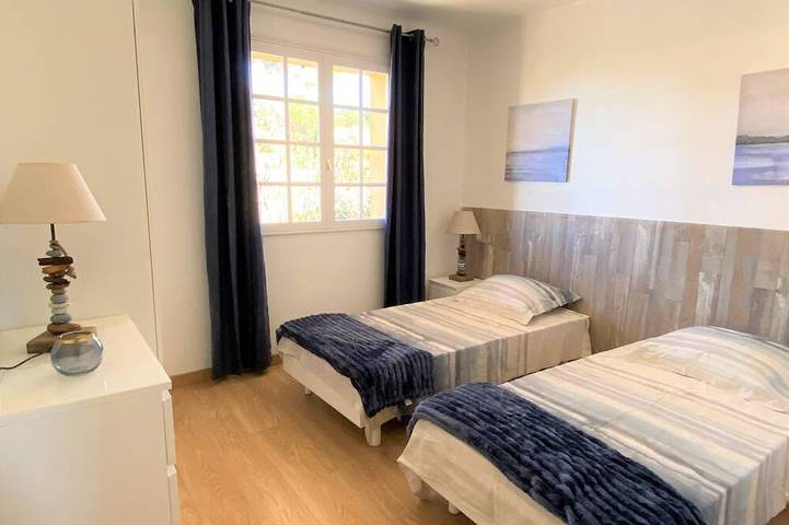 Ferienhaus für 8 Personen, mit Terrasse und Garten in Saint-Tropez - 4