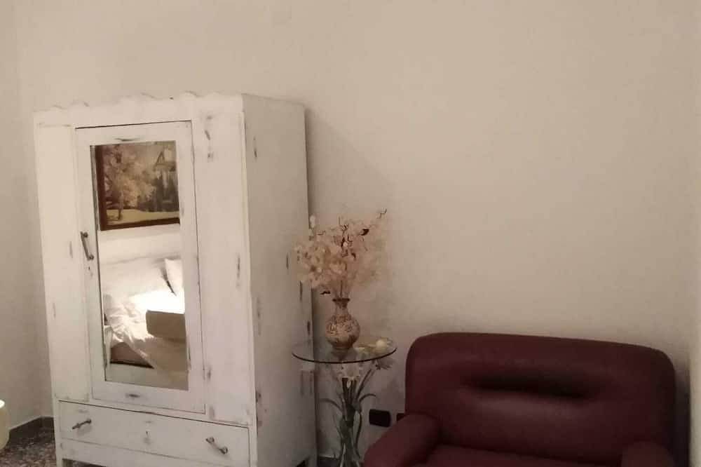 Tipico Casale rurale anni 60 di 130 mq. della Valle D'itria in Cisternino, Salento