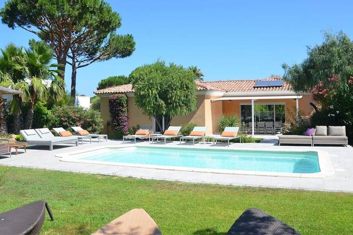 Villa pour 2 personnes, avec sauna et jardin à Calvi
