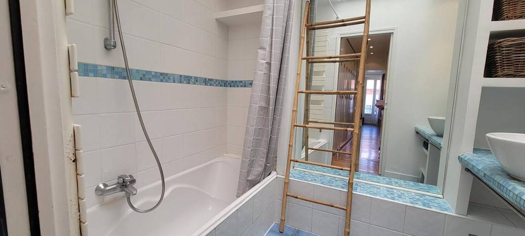 Gîte pour 5 personnes dans Gare De Saint Raphael Valescure - 3