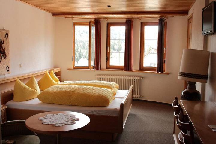 Hotel für 4 Personen, mit Balkon/Terrasse und Terrasse sowie Whirlpool und Garten in Baden-Württemberg - 2