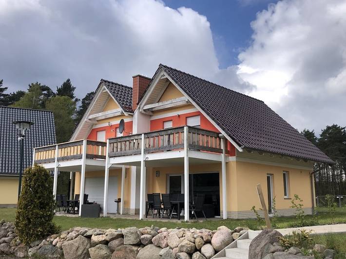 Ferienhaus für 4 Personen, mit Balkon in Warin