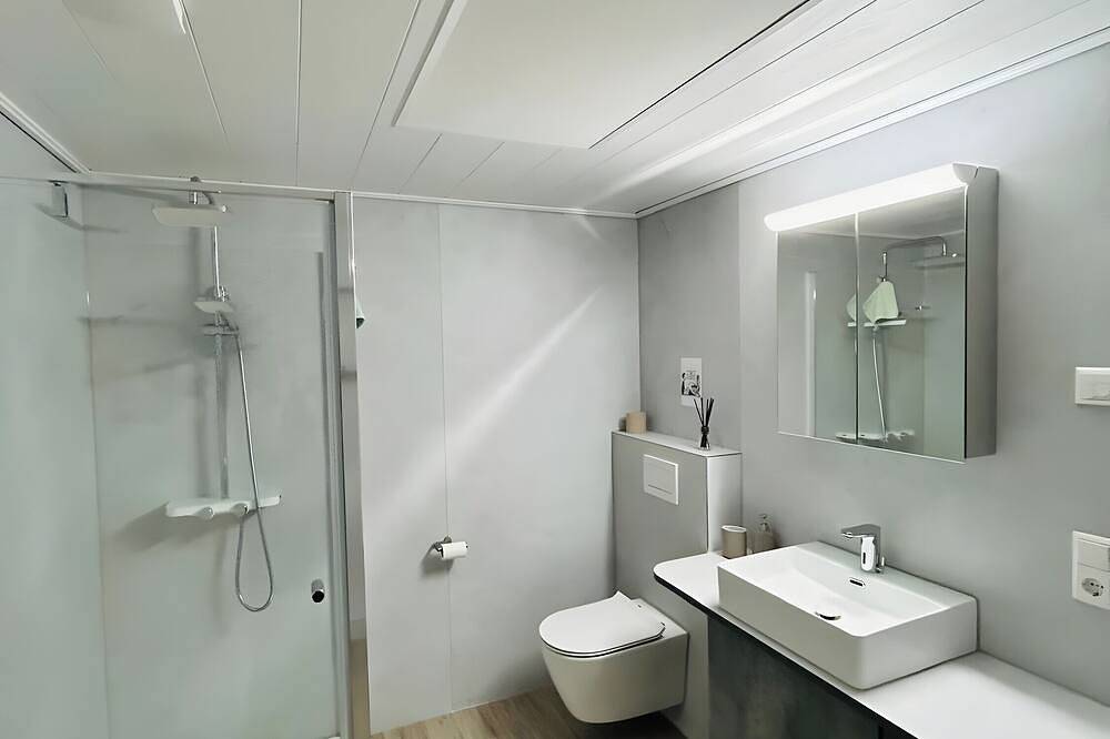 Ganze Wohnung, Apartment 'Haus Birkenösch' mit privater Terrasse, Gemeinschaftsgarten und Wlan in Pfullendorf, Region Bodensee-Oberschwaben