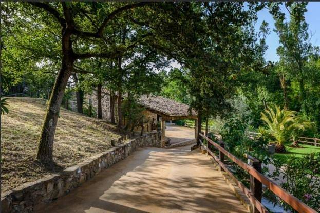Casa rural para 10 personas, con Terraza y Jardín además de Piscina y Vistas en Bescanó - 4