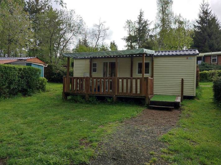 Camping pour 2 personnes, animaux acceptés dans Région de Besse-et-Saint-Anastaise